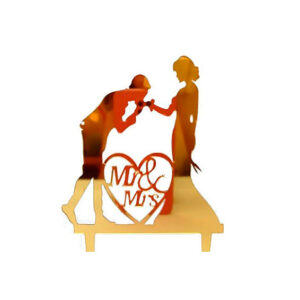 Topper tarta boda - novios beso oro